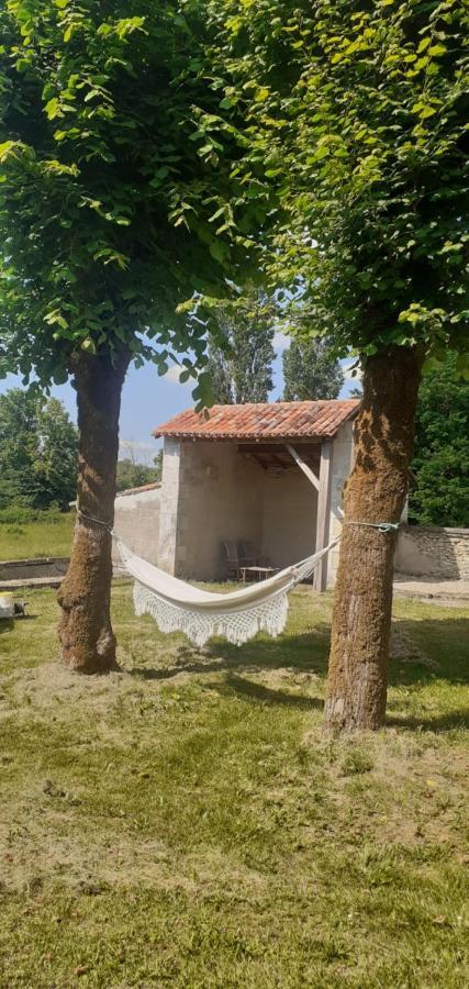 Maison Blanche Cherval Esterno foto